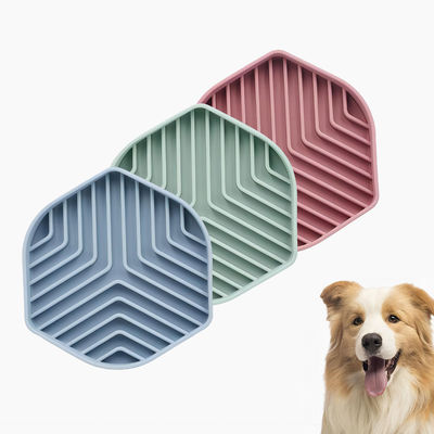 Pet Silicone Treat Dog Lick Mat Con Suczione Slow Feeder Bowl per Pet Stocked