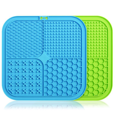 Matto per leccare gli animali da compagnia in silicone con tazze di aspirazione Perfetto per le ciotole per cani e per il bagno