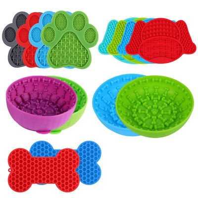 Cani sotto la doccia Cucine per animali da compagnia Mangia le zampe Lick Pad Matta di silicone per cani Gatti 109G