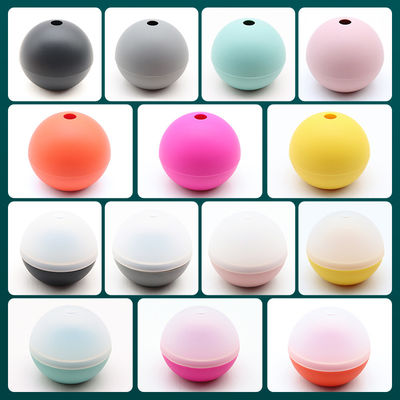 Logo personalizzato Acceptabile 2,5 pollici Silicone Ice Ball Maker per Whiskey Wine Cocktail