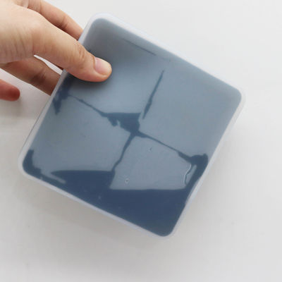 Logo personalizzato 116g Bpa Free Silicone Ice Cube Tray Con Capo Forma di Forma Fornitura
