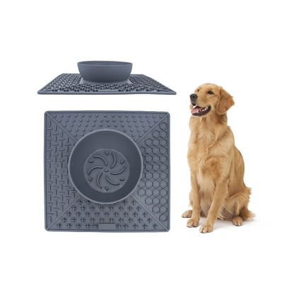 Pet Dog Bowl Silicone pieghevole portabile alimentatore di viaggio Bpa gratuito calibro alimentare tazze secchi