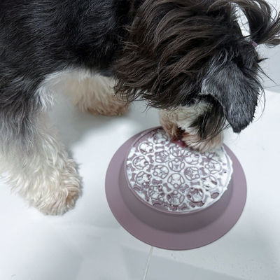 Voltaggio Non applicabile Scaletta di leccatura per cani in silicone Progettazione di alimentatore lento interattivo